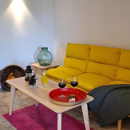 Hermoso Apartamento A Estrenar En El Corazon De La Ribeira Sacra Celeiros Exterior photo
